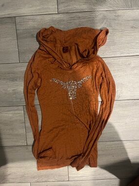 Women's Long-Sleeve Hooded Top with Embellished Longhorn - Rust